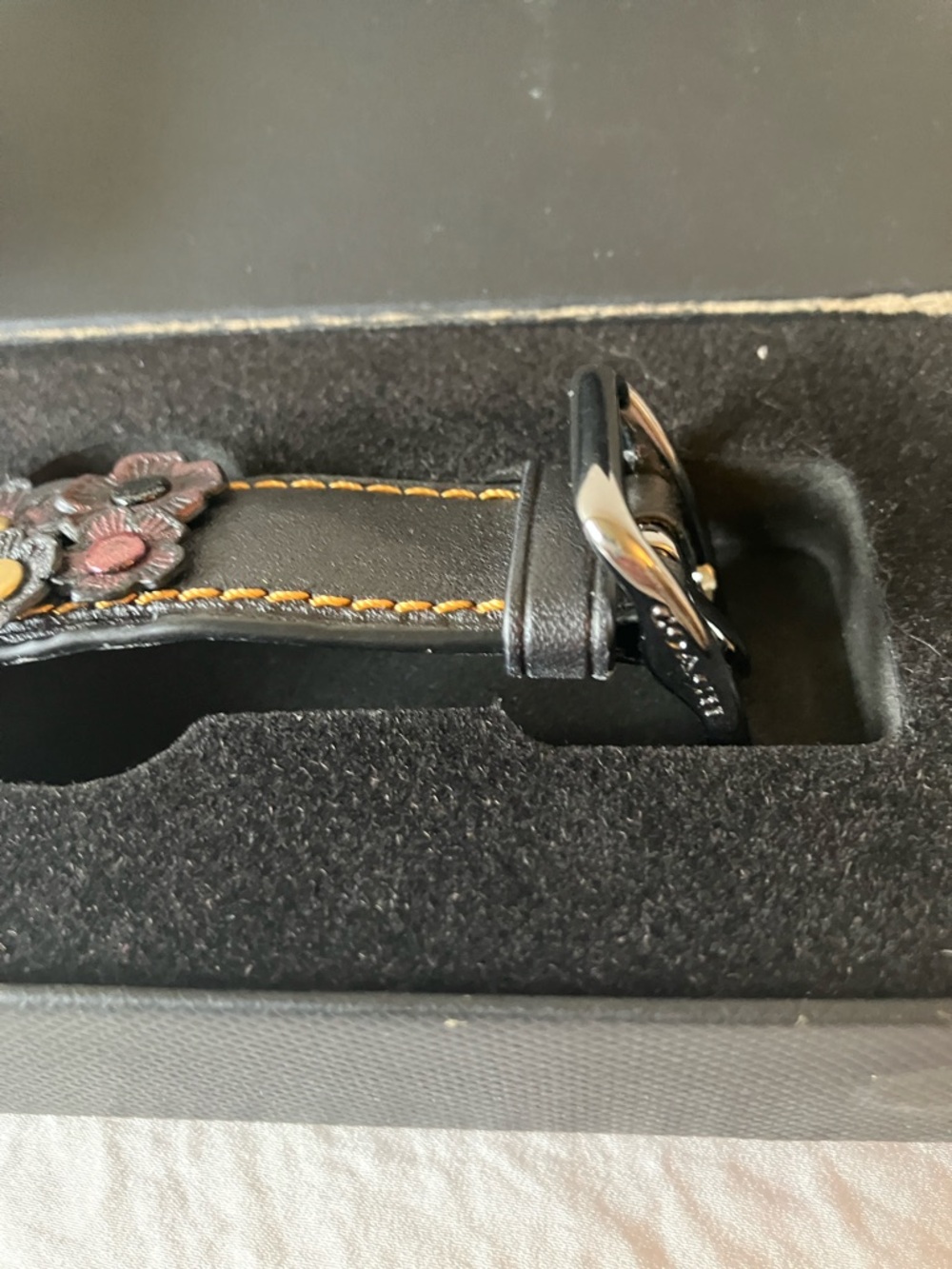 Coach: 2016 Black Leather Tea Rose Appliqué Apple Watch Band- 38mm-40mm- IOB - Picture 5 of 12